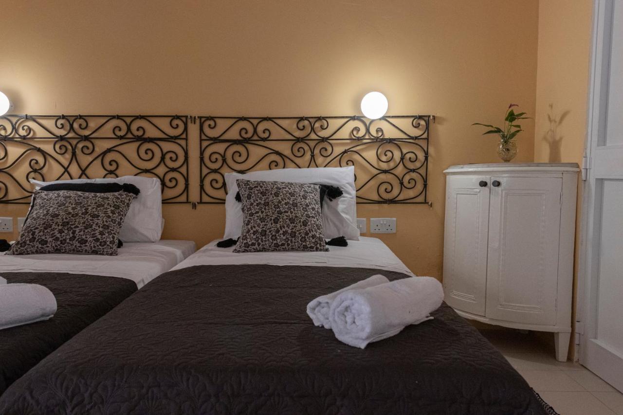 לינה וארוחת בוקר סיינט פול ביי Casa Ricca מראה חיצוני תמונה