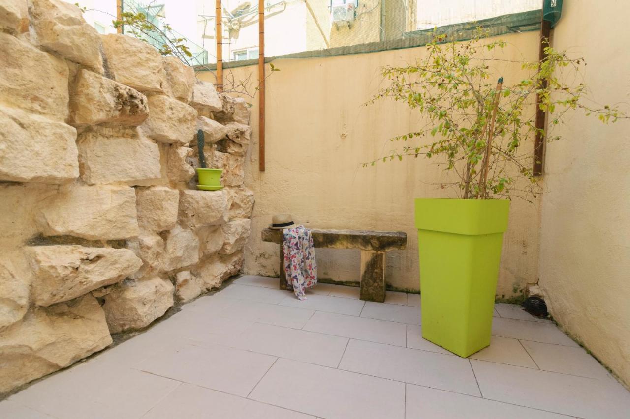 לינה וארוחת בוקר סיינט פול ביי Casa Ricca מראה חיצוני תמונה