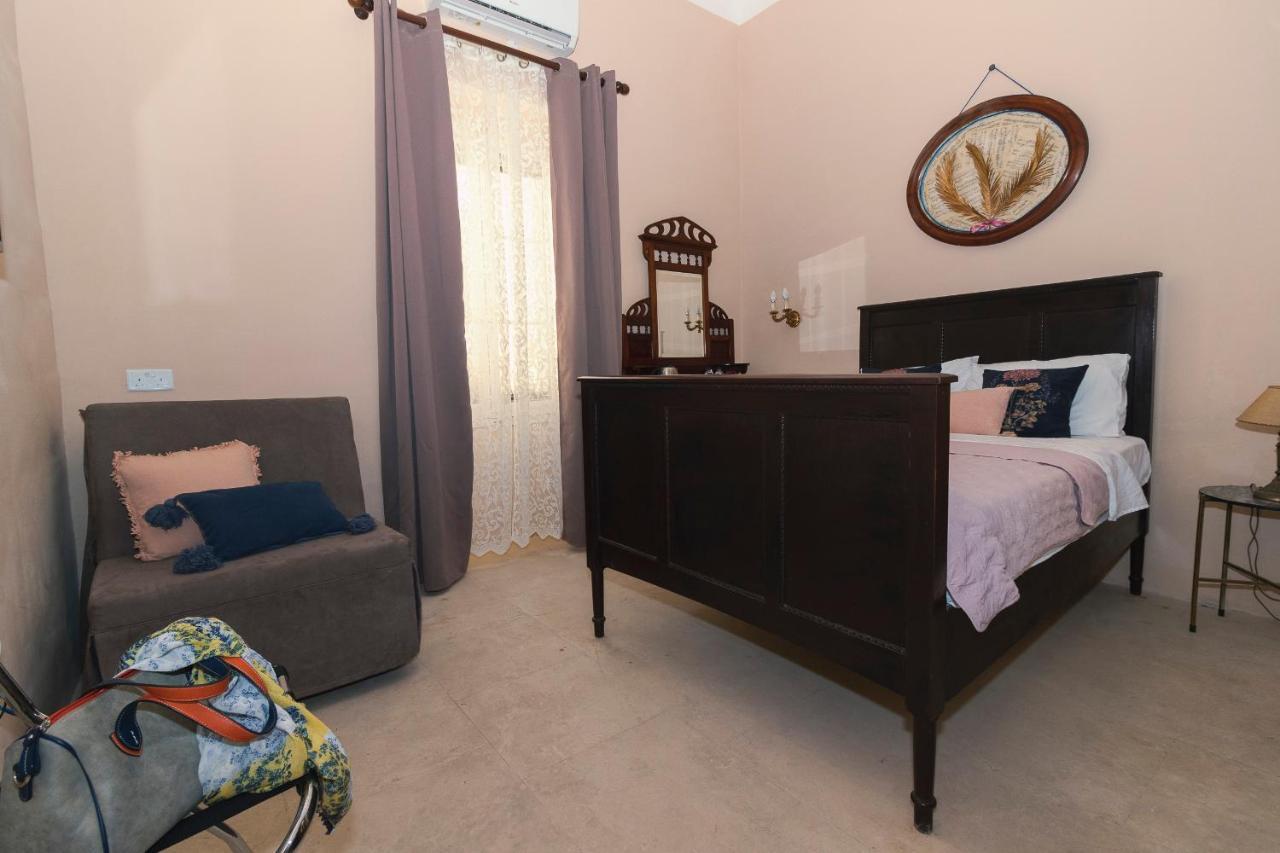 לינה וארוחת בוקר סיינט פול ביי Casa Ricca מראה חיצוני תמונה