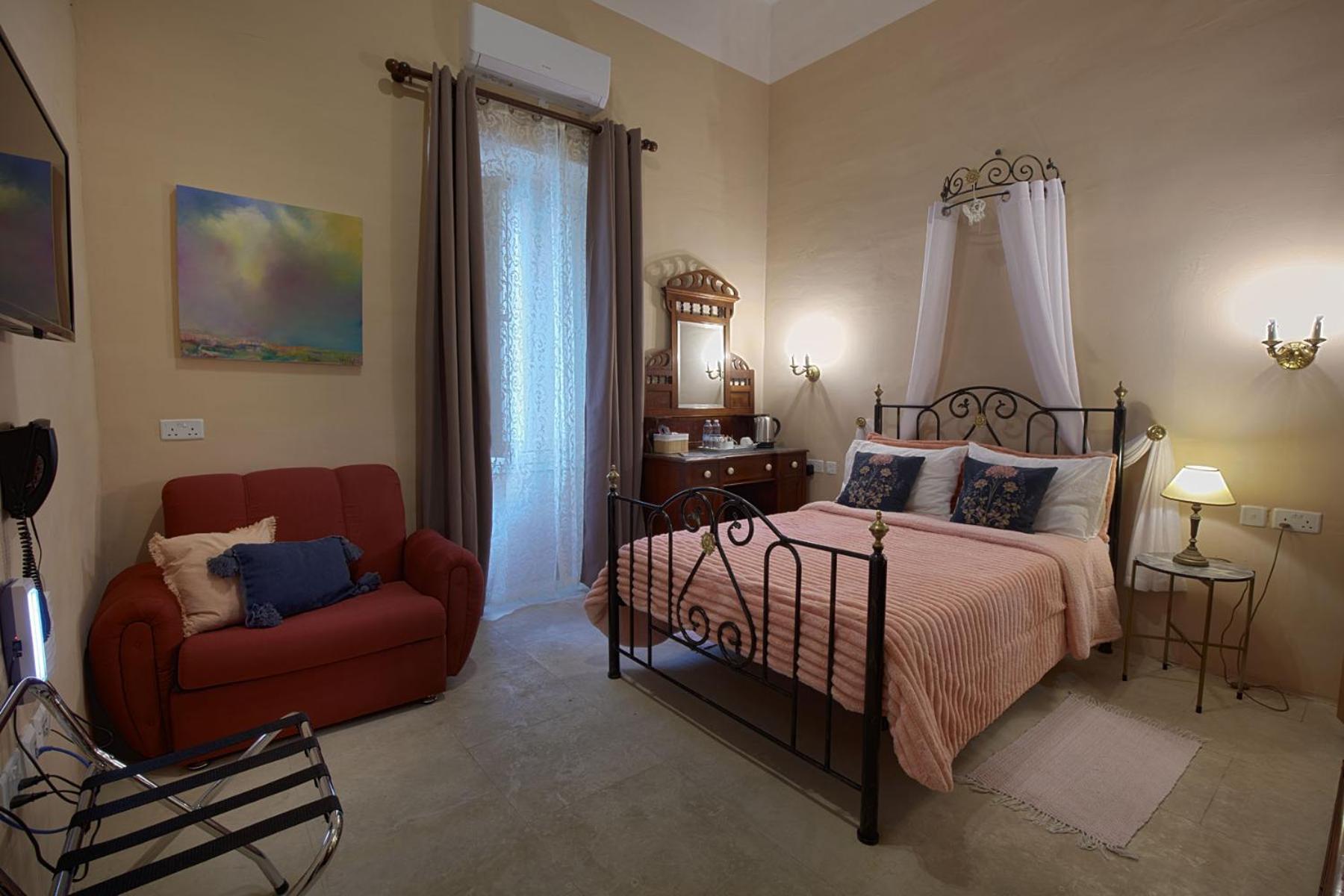 לינה וארוחת בוקר סיינט פול ביי Casa Ricca מראה חיצוני תמונה