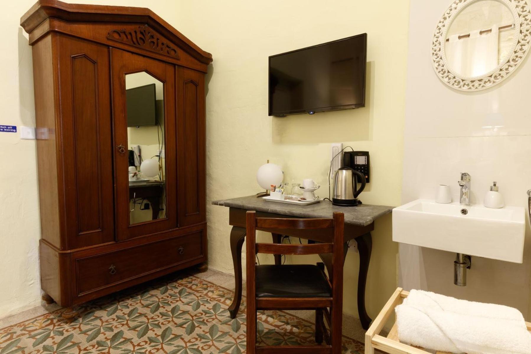 לינה וארוחת בוקר סיינט פול ביי Casa Ricca מראה חיצוני תמונה